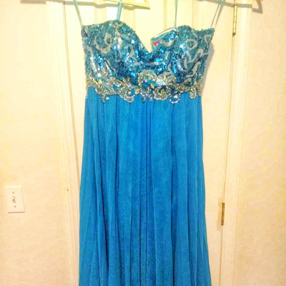 Plus size formal/homecoming/prom strapless dress size 22